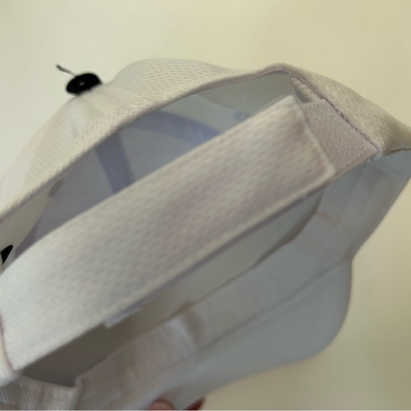 Celebrity Cruises White Hat NWT - Picture 6 of 6